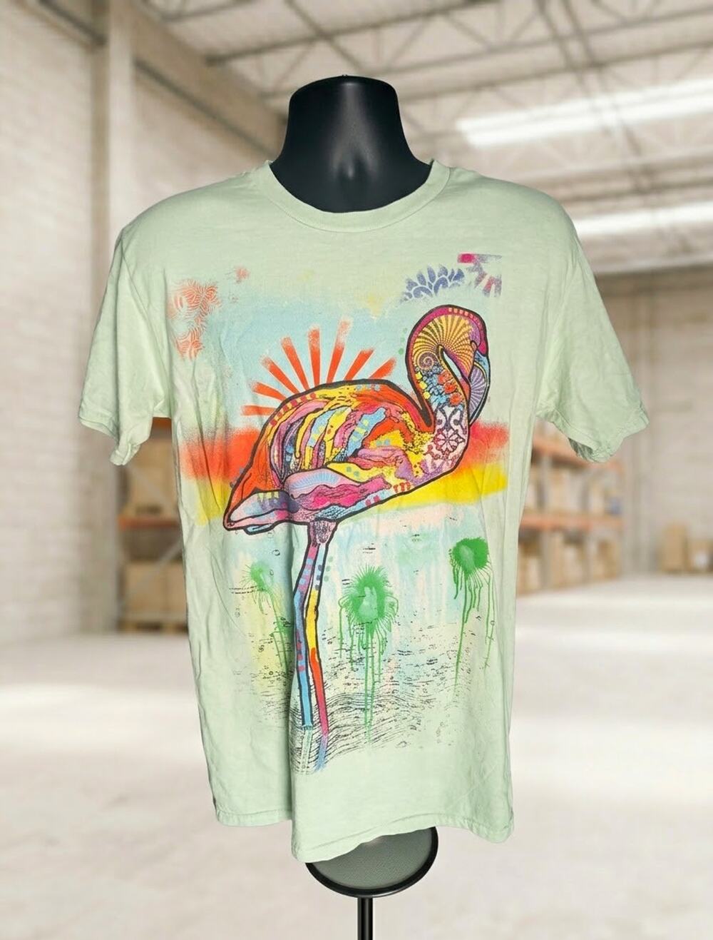 The Mountain Men's Green Flamingo Graphic Tee Short Sleeve Crew Neck Size M